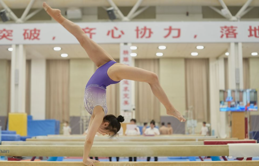 欢乐时光在九游棋牌娱乐中畅游