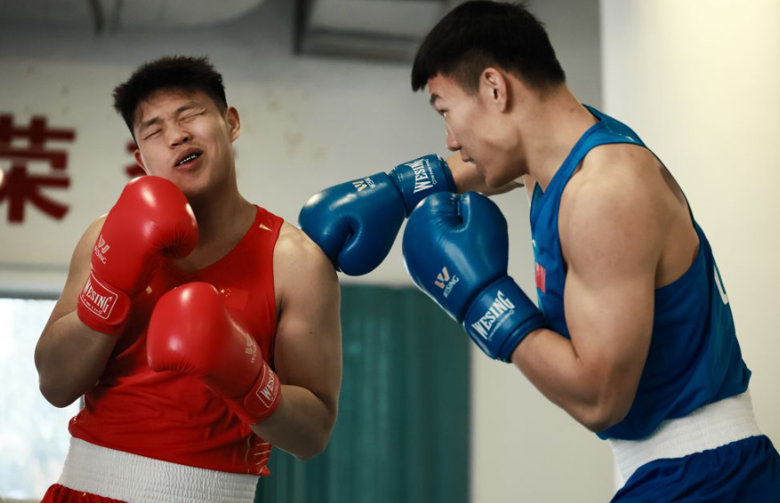 九游娱乐互动社区，尽享游戏交友乐趣